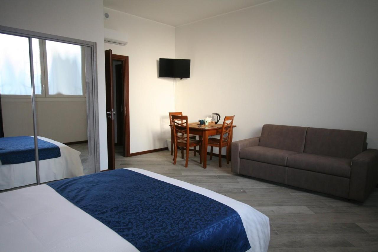 Sansirofiera Rooms Милан Экстерьер фото