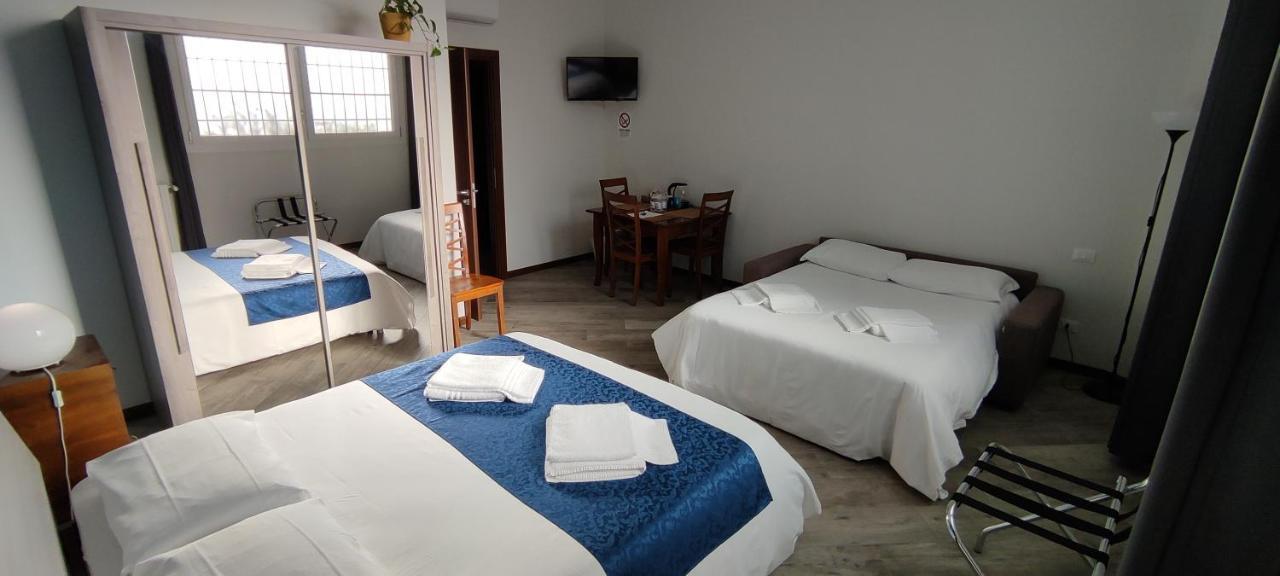 Sansirofiera Rooms Милан Экстерьер фото